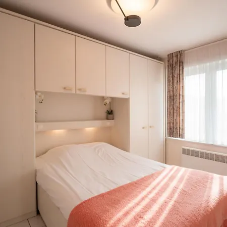 Sea Escape By Interhome Apartamento De Haan